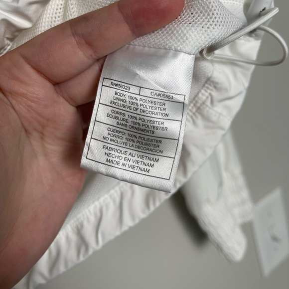 Nike | Crisp White Full Zip Track Jacket Running Outdoors Athleisure - Picture 5 of 6